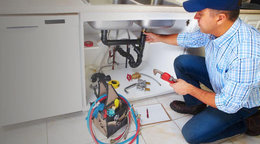Expert burst pipe repair services in Milam, TX